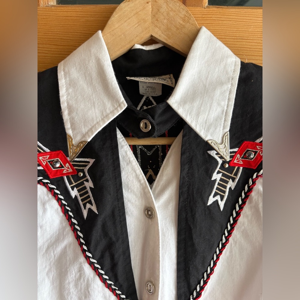 Vintage Western Pearl Snap Cowgirl Shirt Embroidered Rodeo Southwestern Small - Picture 6 of 9